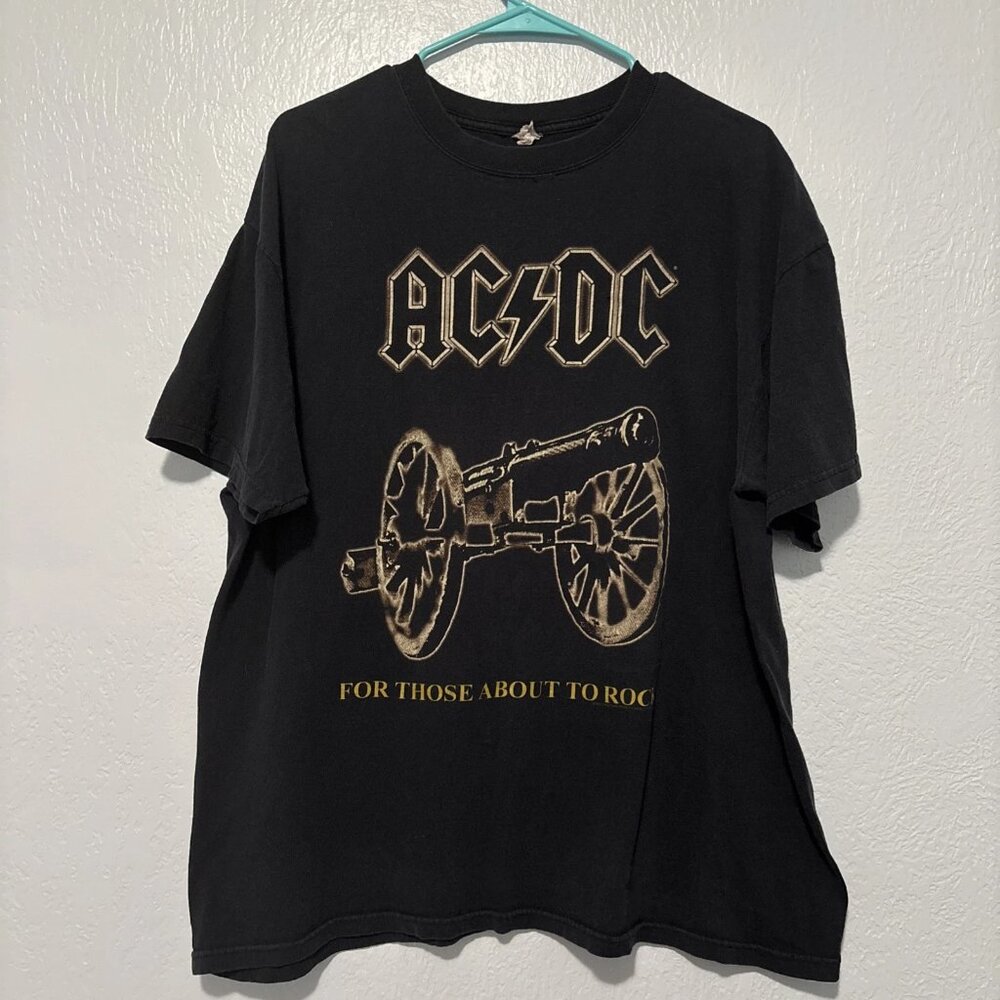 Vintage Anvil Tag AC/DC Band Concert T-Shirt “We Salute You” XLarge 1999